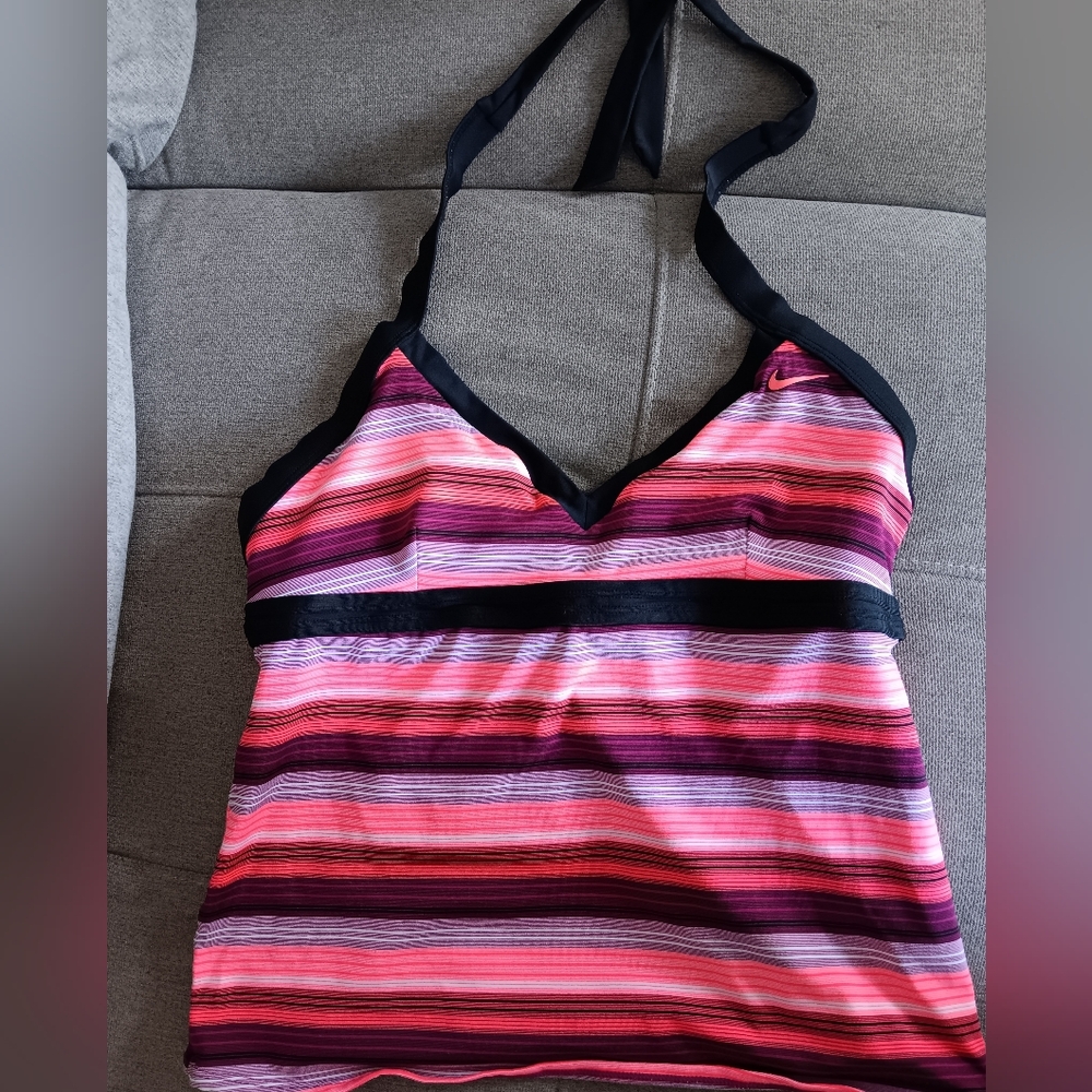 💛Nike Striped Workout Halter Top